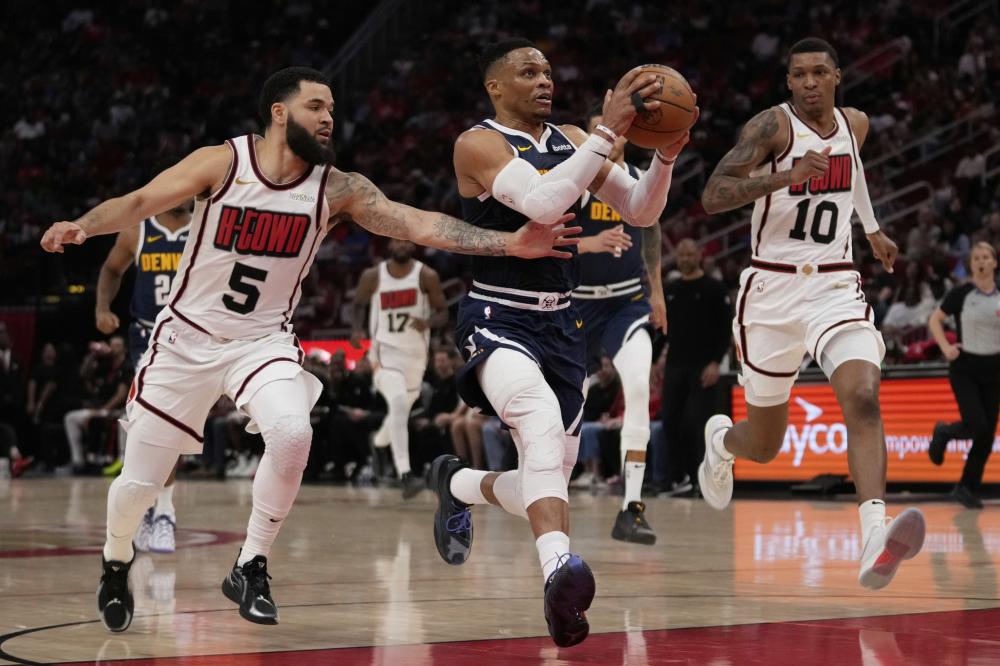 中保持姿势 中保持姿势