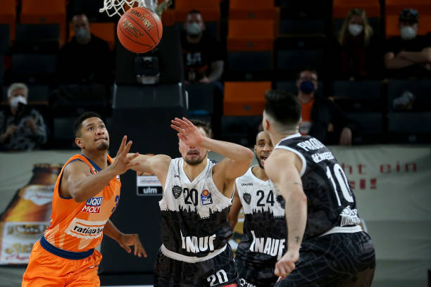 容发生了重 容发生了重